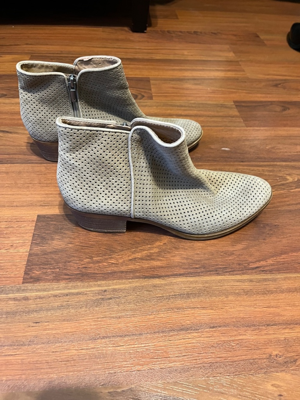 Lucky Womens Perforated Ankle Boots - Light Taupe 8.5 very good condition